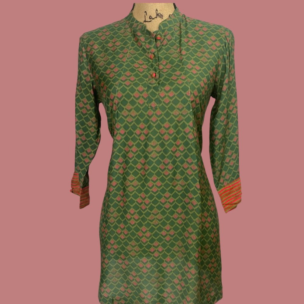 Gorgeous detailed gold thread tunic Fabindia green mauve small NWT